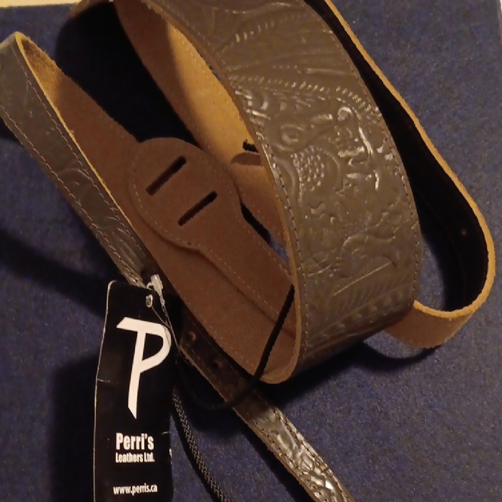 Perri's Leathers Olive Guitar Drap